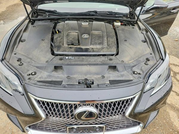 2018 LEXUS LS 500