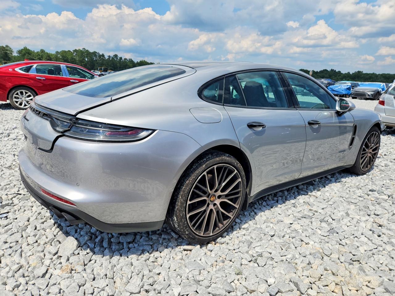 2023 PORSCHE PANAMERA