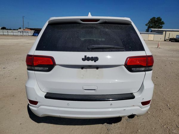 2017 JEEP GRAND CHEROKEE LAREDO 4X2