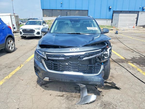 2025 KIA SELTOS S, X-Line