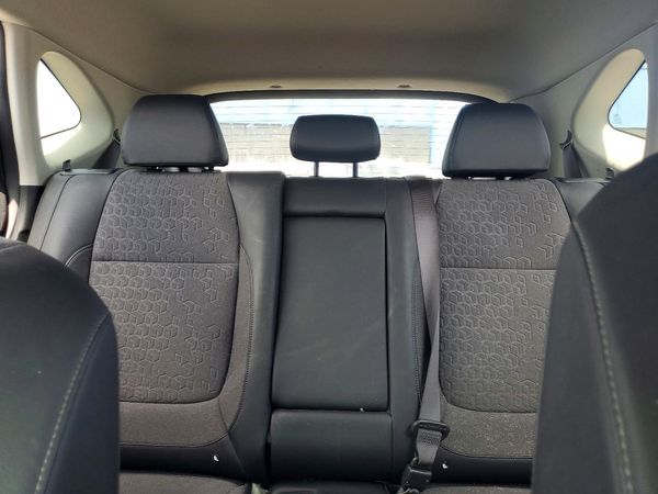 2025 KIA SELTOS S, X-Line