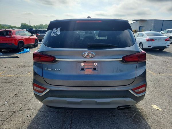 2019 HYUNDAI SANTA FE SE