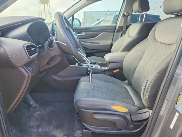 2019 HYUNDAI SANTA FE SE