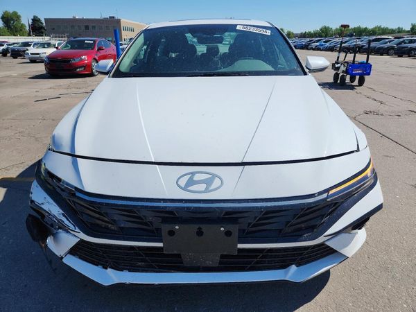 2025 HYUNDAI ELANTRA