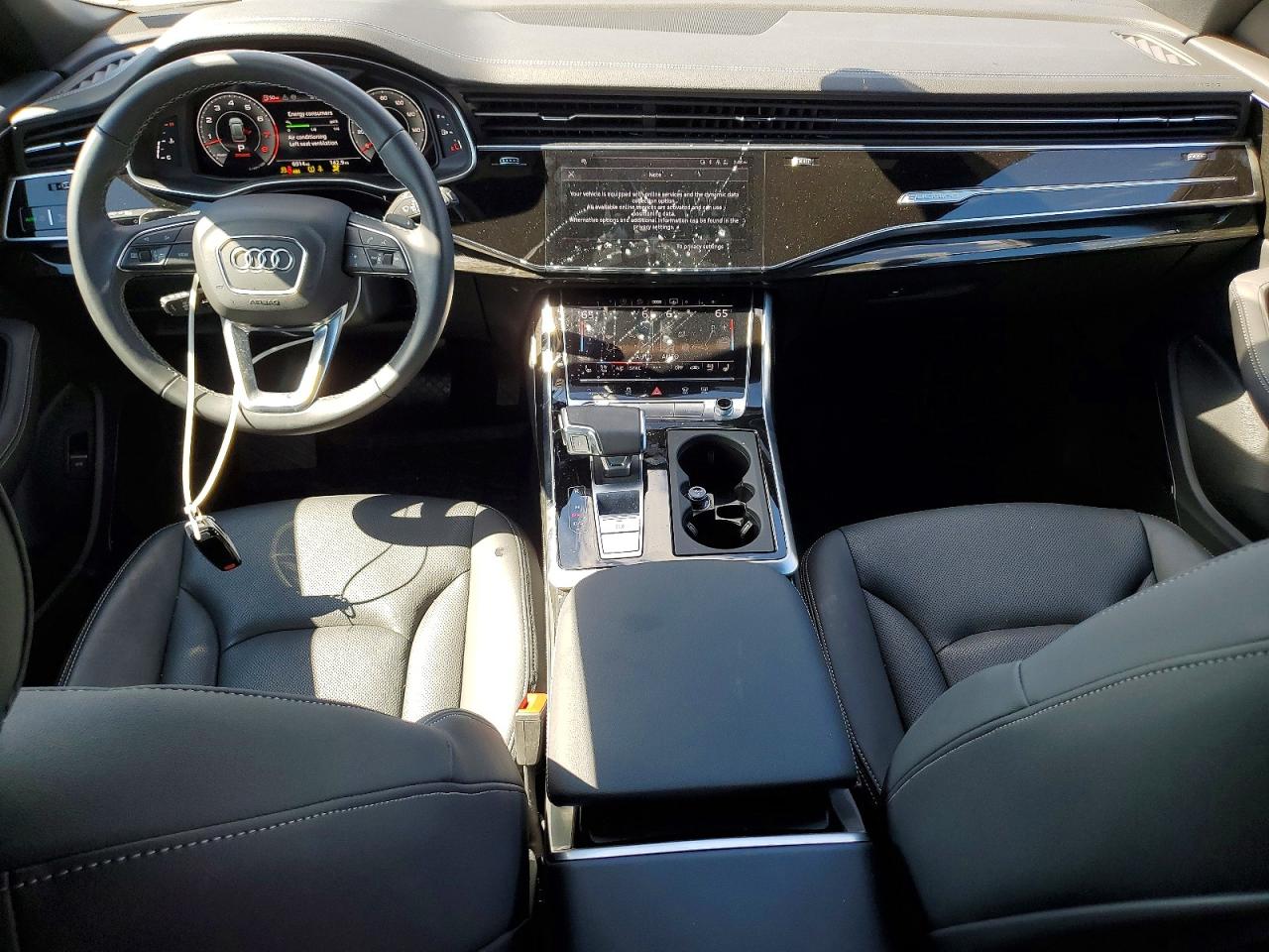 2025 AUDI Q8