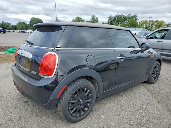 2015 MINI COOPER