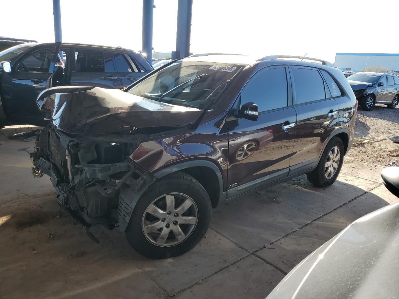 2013 KIA SORENTO Base / LX