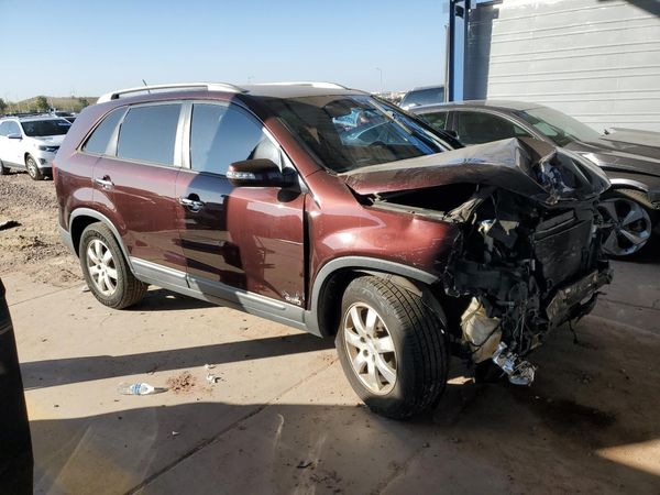 2013 KIA SORENTO Base / LX