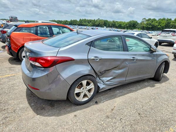 2016 HYUNDAI ELANTRA