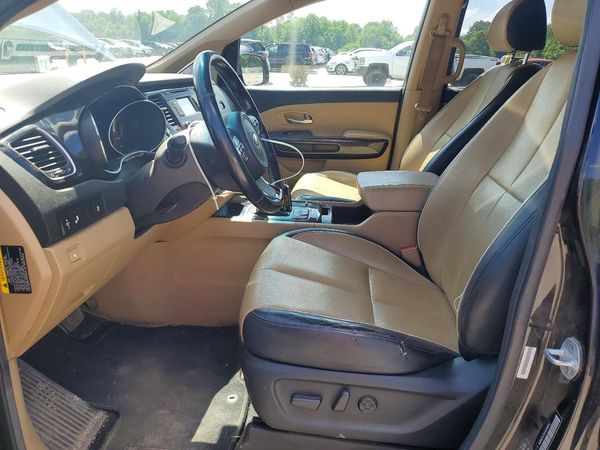 2015 KIA SEDONA GLS - Middle level