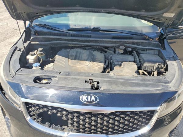 2015 KIA SEDONA GLS - Middle level