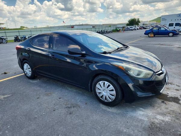 2016 HYUNDAI ELANTRA