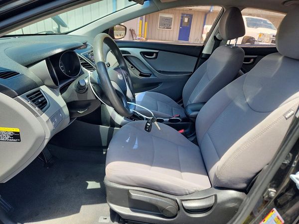 2016 HYUNDAI ELANTRA
