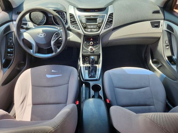 2016 HYUNDAI ELANTRA