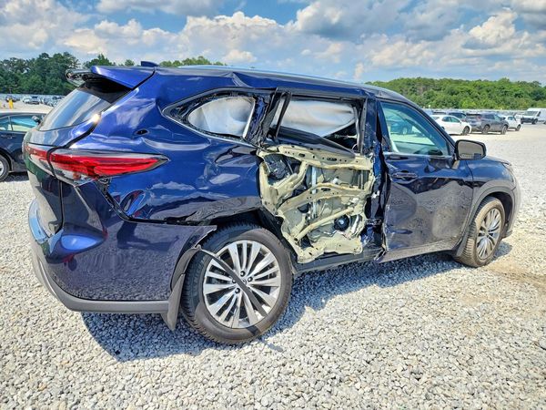 2021 TOYOTA HIGHLANDER