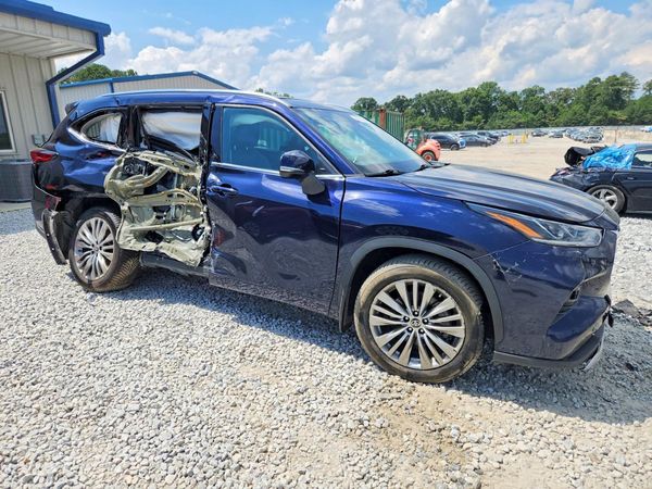2021 TOYOTA HIGHLANDER