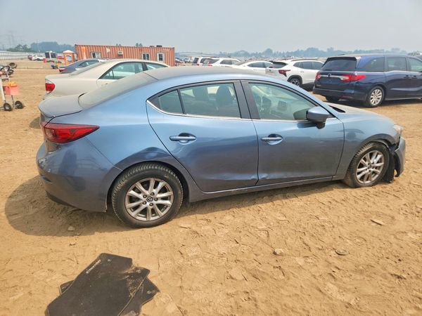 2015 MAZDA 3 Touring/GS