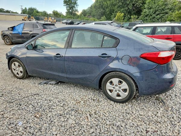 2016 KIA FORTE GL (Middle-Low Grade)