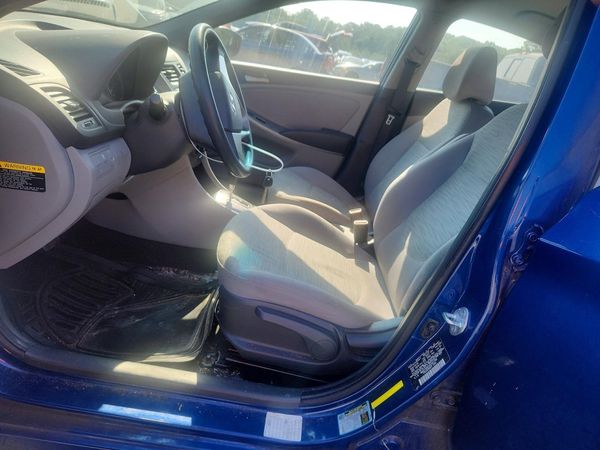 2017 HYUNDAI ACCENT SE Base
