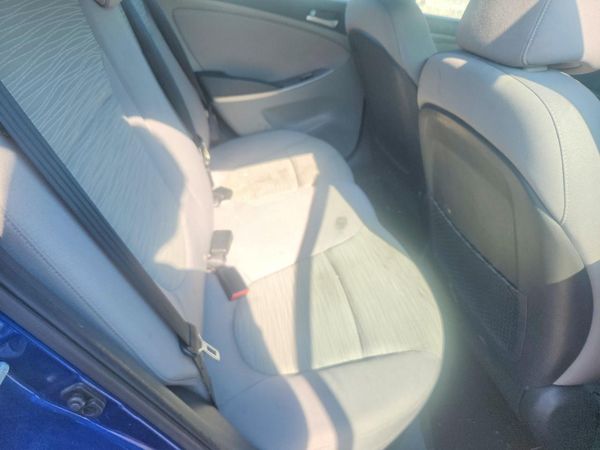 2017 HYUNDAI ACCENT SE Base
