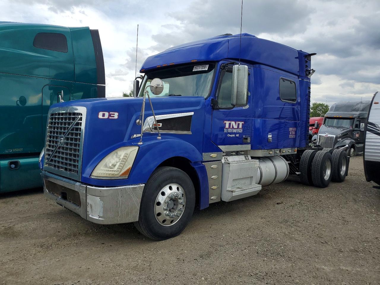 2007 VOLVO VT