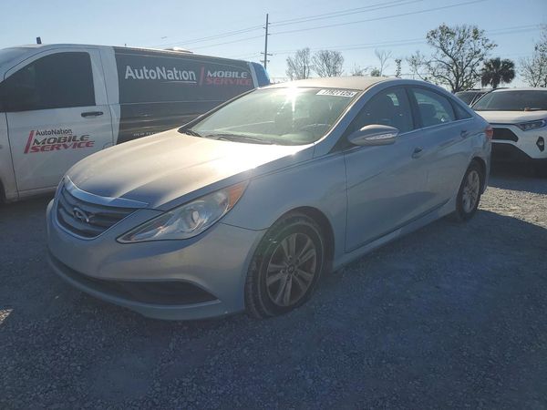 2014 HYUNDAI SONATA