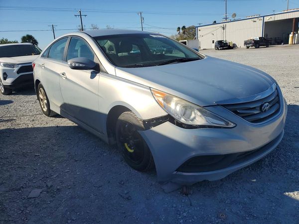 2014 HYUNDAI SONATA