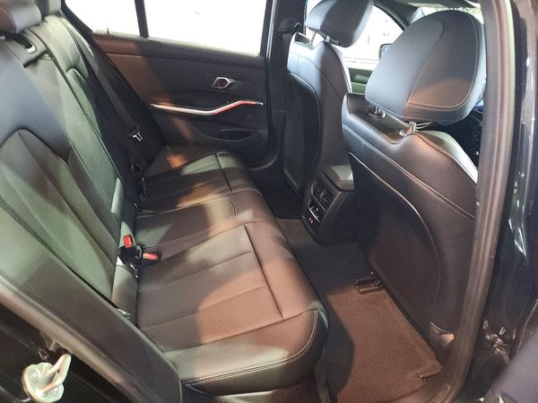 2026 BMW 330XI xDrive