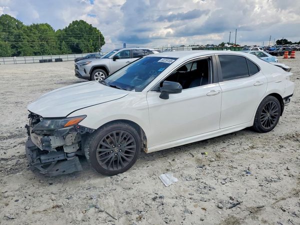 2021 TOYOTA CAMRY