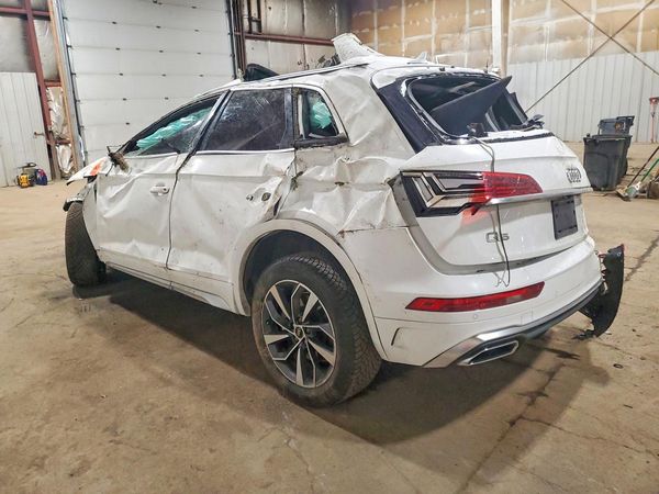 2022 AUDI Q5