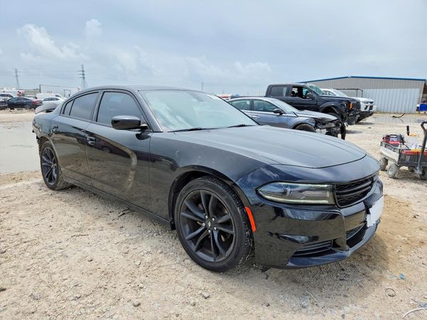 2018 DODGE CHARGER SXT