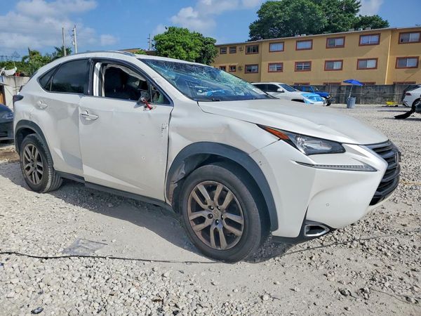 2015 LEXUS NX 200t Luxury