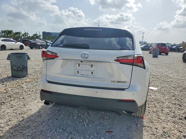2015 LEXUS NX 200t Luxury