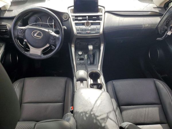 2015 LEXUS NX 200t Luxury