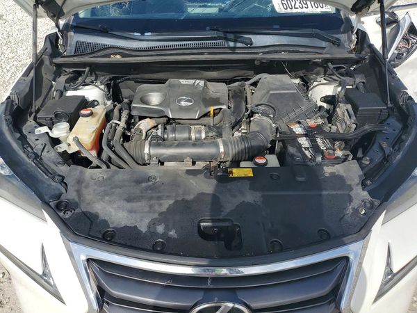 2015 LEXUS NX 200t Luxury