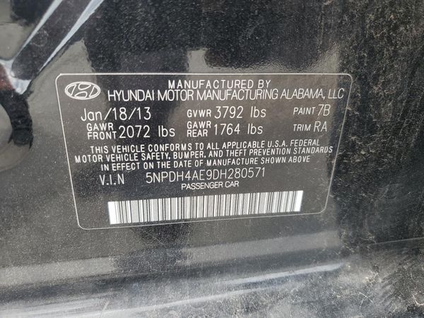 2013 HYUNDAI ELANTRA