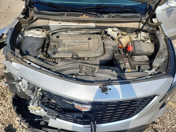 2019 CADILLAC XT4 Luxury