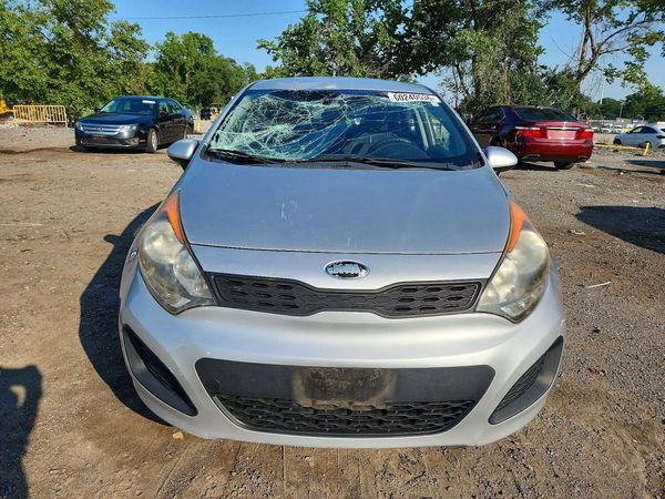 2013 KIA RIO LX