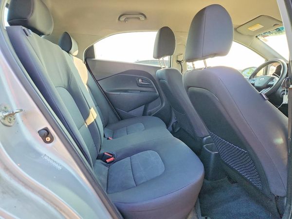 2013 KIA RIO LX