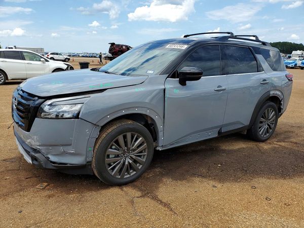 2025 NISSAN PATHFINDER SL