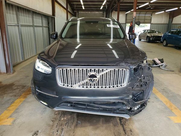 2017 VOLVO XC90 Inscription