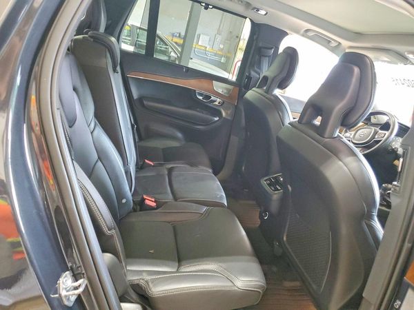 2017 VOLVO XC90 Inscription