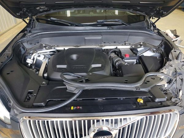 2017 VOLVO XC90 Inscription