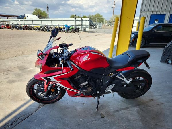 2020 HONDA CBR CYCLE