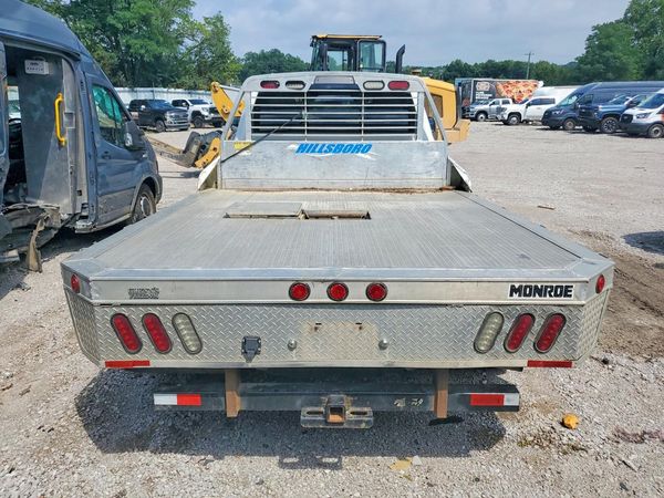 2015 RAM 3500 CREW CAB CHASSIS 4X4