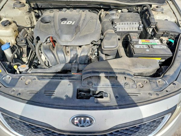 2015 KIA OPTIMA GL - Middle-low