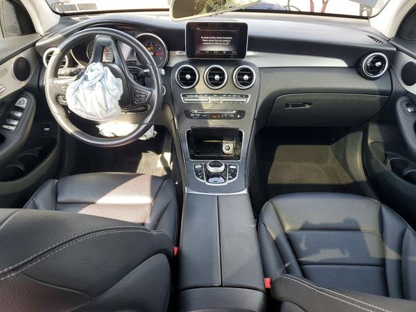2019 MERCEDES-BENZ GLC 300 4MATIC GLC 300-4M