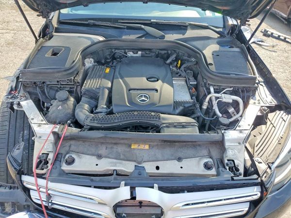 2019 MERCEDES-BENZ GLC 300 4MATIC GLC 300-4M