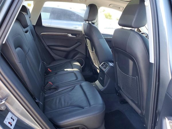 2016 AUDI Q5 quattro Premium Plus