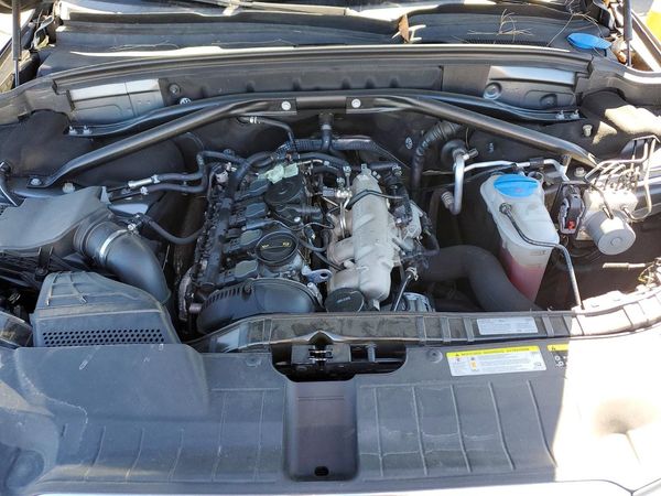 2016 AUDI Q5 quattro Premium Plus